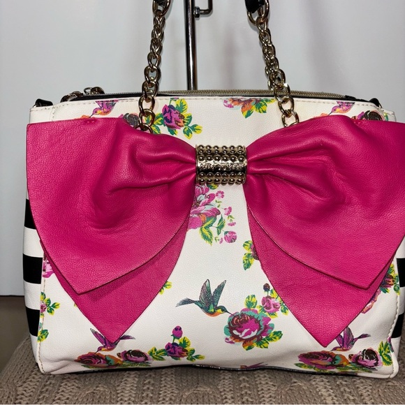 Betsey Johnson Bundle Pink Jumbo Bow & Floral Design Satchel/Shoulder Bag - Picture 2 of 16